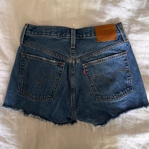 Levi’s 501 Distressed High-Rose Denim Shorts Button-Fly Size 25
